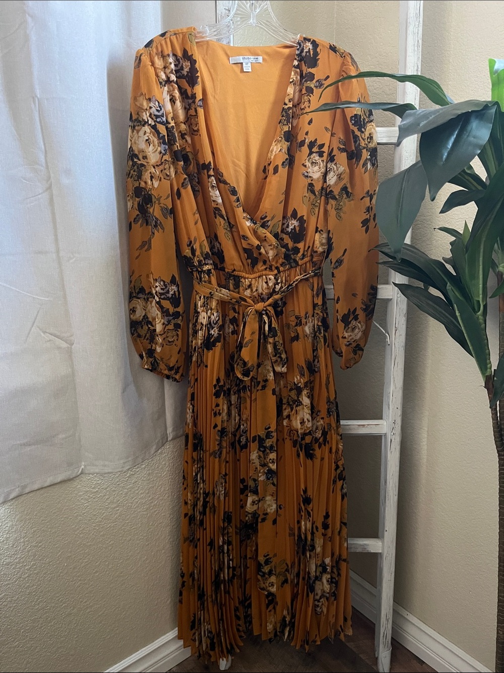 Women's Mustard Floral Pleated Maxi Dress with Tie Waist